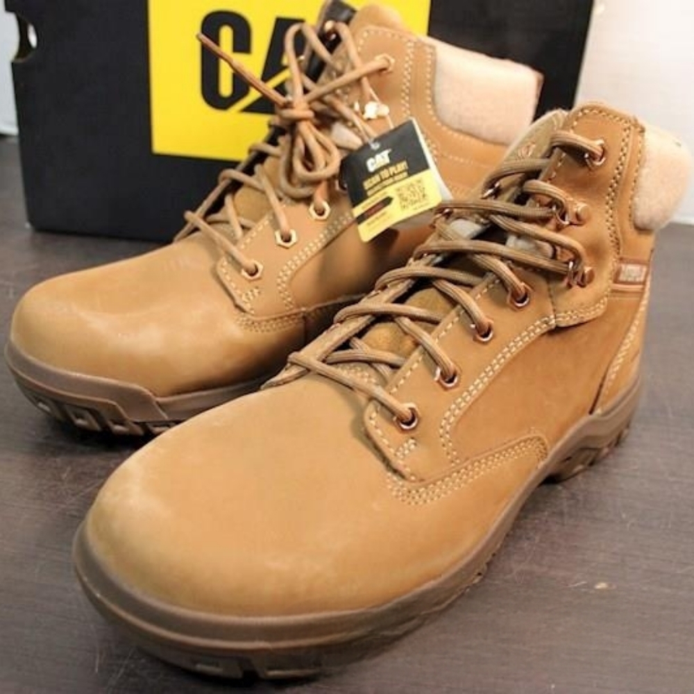 Women's Cat Work boots size 9.5W - Picture 2 of 7